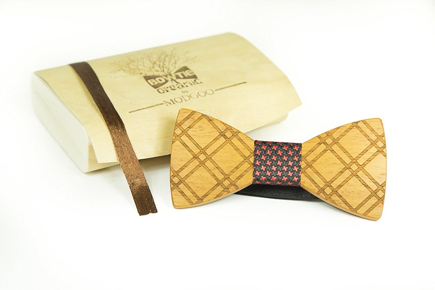 Modgoo Organic Wood Bow Tie Black and Red Dotted Lifelines